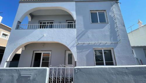 Spacious Villa. Large Rooftop. 4 Bedroom Sleeps 8 - Foto 4