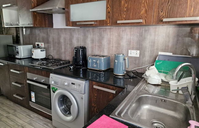 Sugareef 3-bed Apartment in Flic en Flac - Photo 10