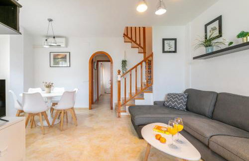 Montefaro Spacious Townhouse - Beach & pool - Photo 4