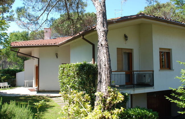 4 bedroom Apartment in Lignano Sabbiadoro with garden and terrace - Photo 17