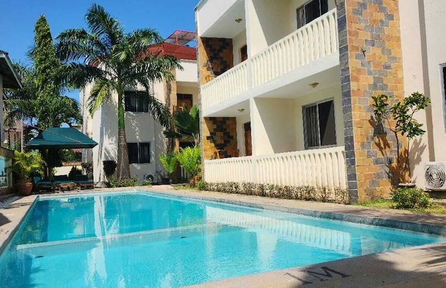 Lux Suites Diani Airstrip Villas - Foto 9