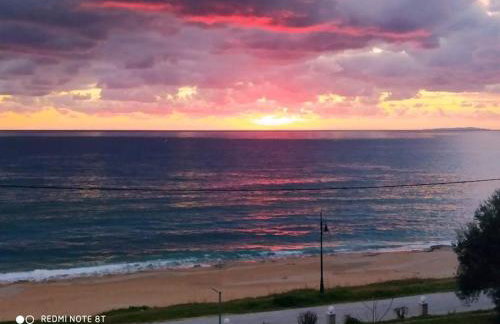 Akrothalassia - Foto 1