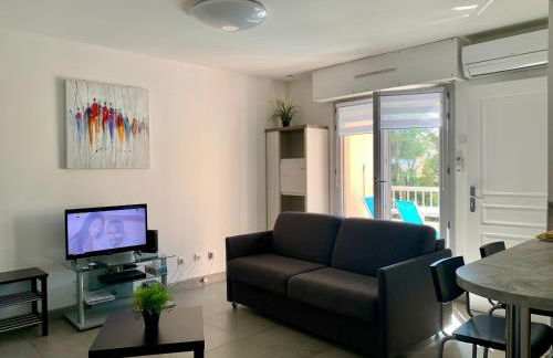 Beau Studio climatisé, parking privé Sanary centre - Foto 5