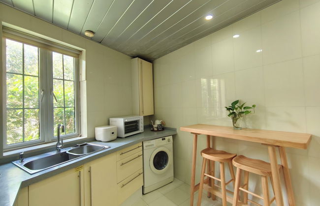 Ladoll Service Apartment - Photo 49