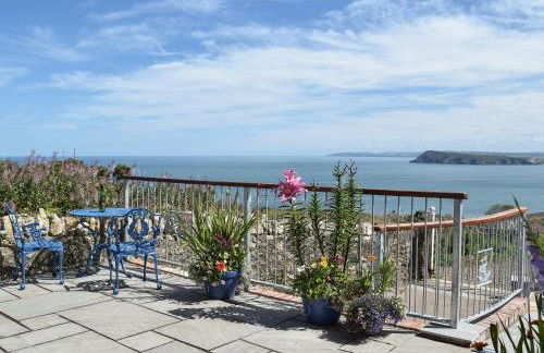 View At The Peak - Photo 1