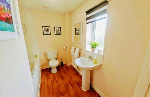 Spacious 2Bed Maisonette Business or Leisure - Foto 11