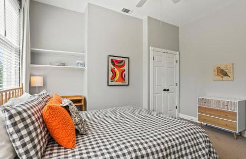 Quiet Historic Corner Easy Walk to Downtown Dining and Entertainment - Foto 27