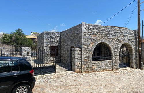 Mani Spot in Stavri - Photo 21