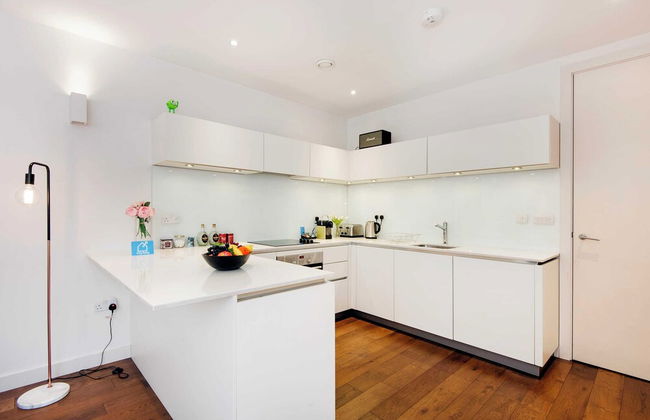 Vibrant 2BR Retreat in Baker Street - Foto 7