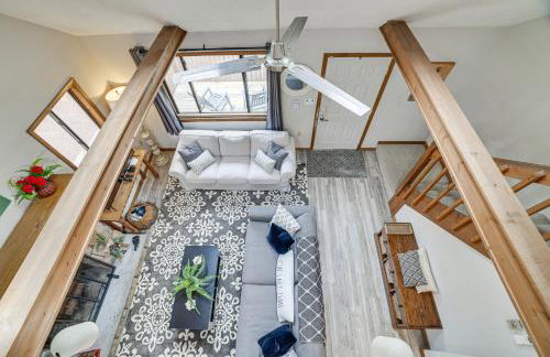 Pocono Pines Home with Private Hot Tub! - Foto 16