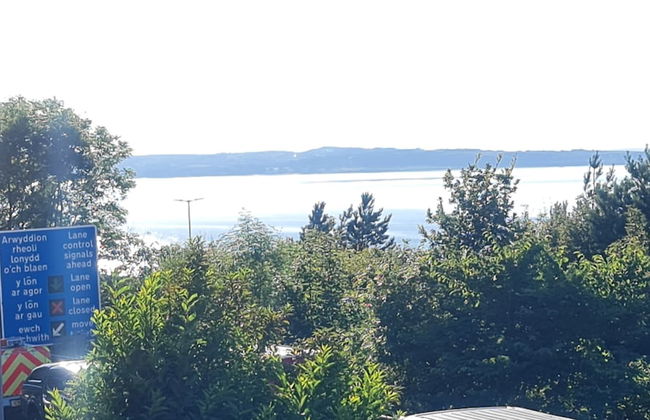 4Br Stunning Sea View Escape-near Snowdonia & Coastal Trails - Photo 31