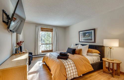 Riverfront Lincoln Condo with Patio and Pool Access! - Foto 15