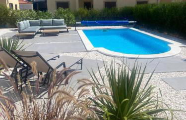 Modern house with private Pool - Foto 18