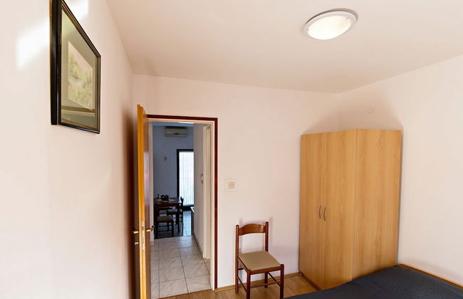 Apartment in Trpanj with terrace - Photo 9