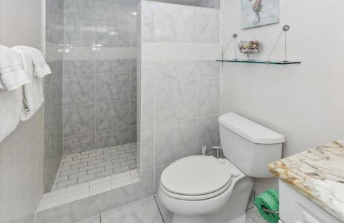 Dolphin Point 305b 2 Bedroom Condo by RedAwning - Foto 29