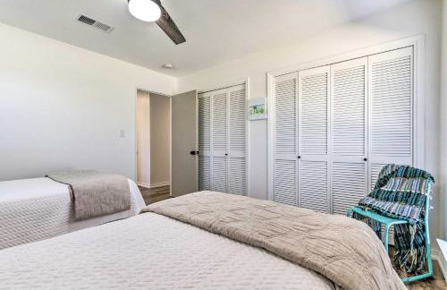 Green Acres Home with Fire Pit and Fishing Pond - Foto 22