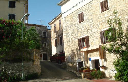 Maja Apartment - Photo 2