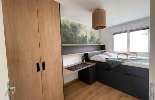 T2 cosy avec terrasse et jardin à Belley - Foto 13