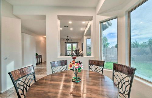 Patio and Fire Pit Family Retreat in Cave Creek! - Foto 14