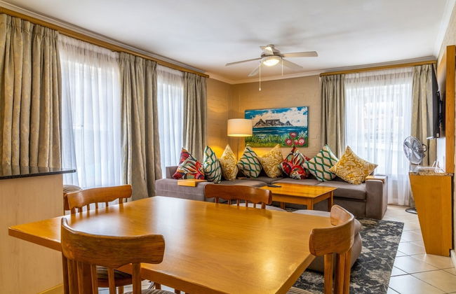 First Group Hastings Hall - Foto 18