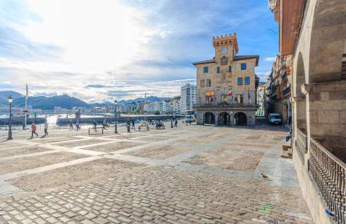 El Patio de Vespasiano-Calera- vistas a la iglesia junto al puerto - Photo 70