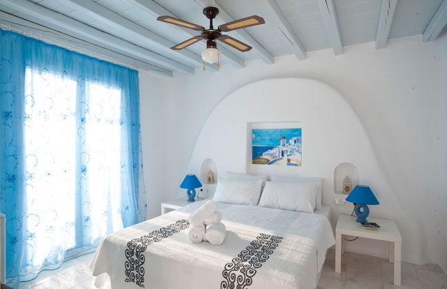 Sofia's Bungalows Mykonos - Photo 3