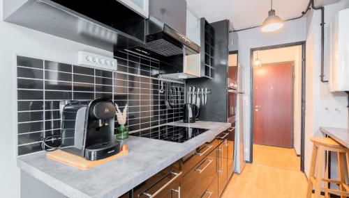 Grand T2 à 8mn de Lille et Stadium Terrasse et parking privé - Foto 2