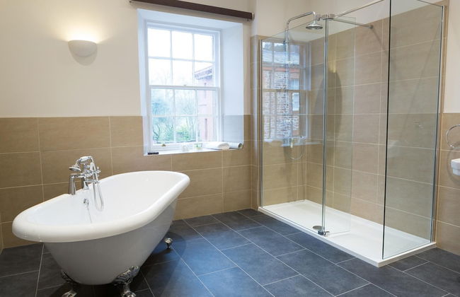 Stylish Apartment With Magnificent Views of The Netherby Estate - Foto 8