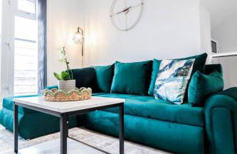 The Booker Retreat - Bright 1BR Top Floor Apt with Free Secure Underground Parking - Foto 31