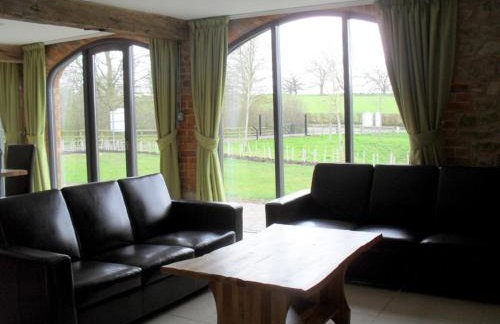 Swallows Swoop at Tove Valley Cottages - Foto 3