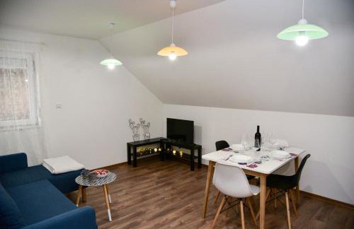 Tesla Coil Apartments - Photo 24