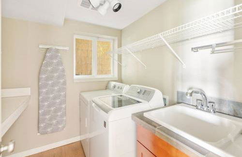 Quintessential Seattle Water Views w HotTub - Foto 7