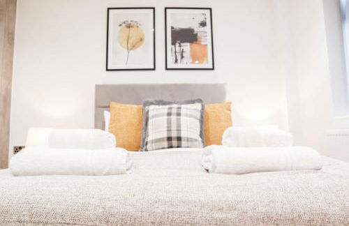 The Dashwood Suite - 2BR Modern Apt with Stylish Design Decor, Free Secure Underground Parking & 50" Smart TV - Foto 19