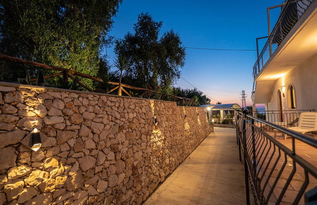 Borgo Canneto Rodi Garganico - Photo 21