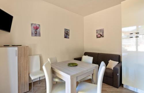 Modern apartment in Badesi with garden - Foto 6