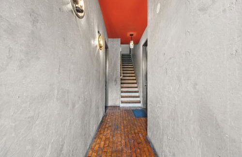 Rustic Chic 4BR for Groups - Bushwick's Finest Stay - Foto 30