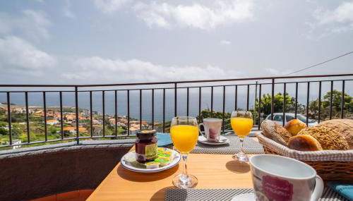 Casa do Miradouro -Fantástico Estúdio - Foto 2