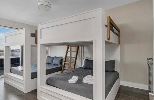 BRAND NEW Side by Side Homes - Sleeps 24 Guests - Foto 22