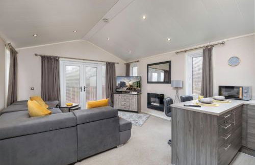 Family Luxury York Cabin Retreat with hot tub - Foto 21