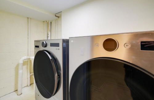 1 Mi to Metro DC Area Apt with Fenced Yard! - Foto 18