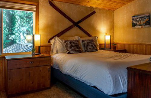 Chase's River Cabin - Hot-tub Firepit & Fireplace - Foto 16