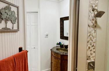 Lakefront Home with Private Dock on Lake Glenville - Foto 14