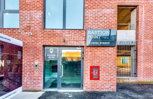 Luxury City Escape - Brand New Stylish 2 Bedroom Apartment with Parking - Foto 18