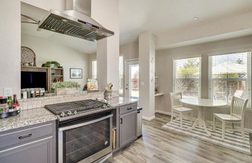 8 Mi to Dtwn Reno Cozy Sparks Escape with Fireplace - Foto 12