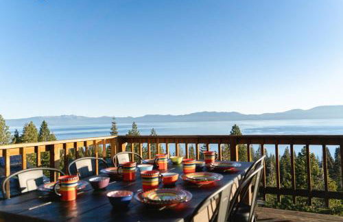 Sierra Lake View at Rubicon by Tahoe Getaways - 3 BR, Panoramic Lake Views, Private Hot Tub & Private beach! - Foto 23