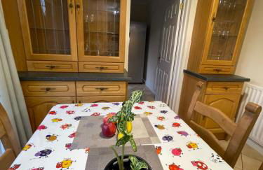 Super King Bed Suite, Executive office, fast WiFi, free parking - Foto 17