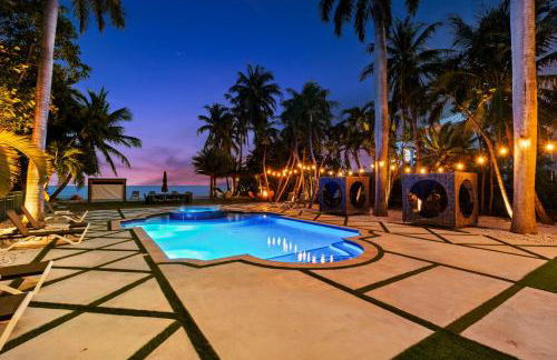 Beachfront Villa at Islamorada BY THE GLAMHOMES - Foto 55