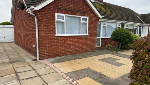 Linden Ave Bungalow - Foto 2