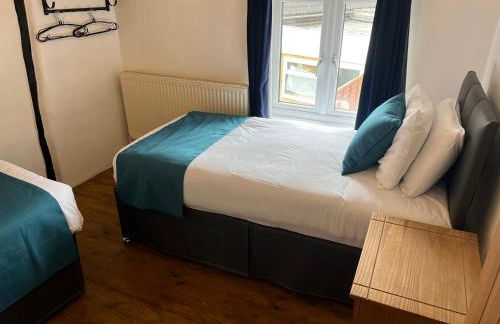 Cosy 3 Bed Cottage-Gloucester-Parking-Garden-Free Hot Tub Weekends-Work or Leisure - Foto 39