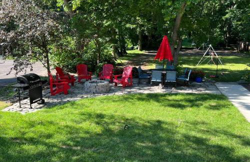 Historic Bulldog Bungalow - Foto 23